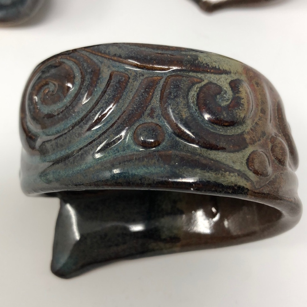 Pottery Napkin Rings - Swirl Design - Set of 5 - Picture 1 of 6